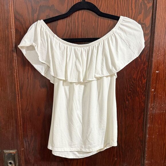 Lilly Pulitzer Cream Off-Shoulder Ruffle Blouse - Picture 8 of 8